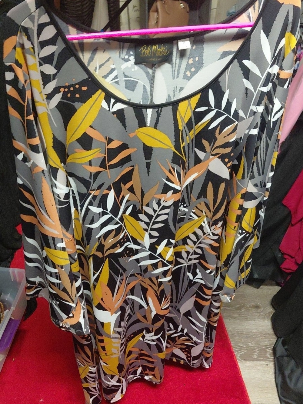 Rafaella Gray Scoop Neck Leaf-Print Tunic with Yellow & Cream Accents 2xl